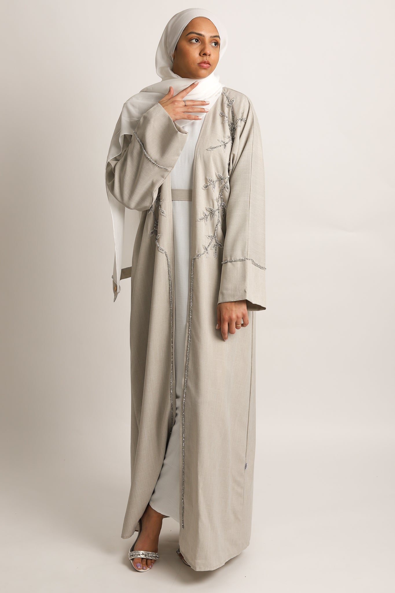 Safiya Embellished Open Abaya - Linen