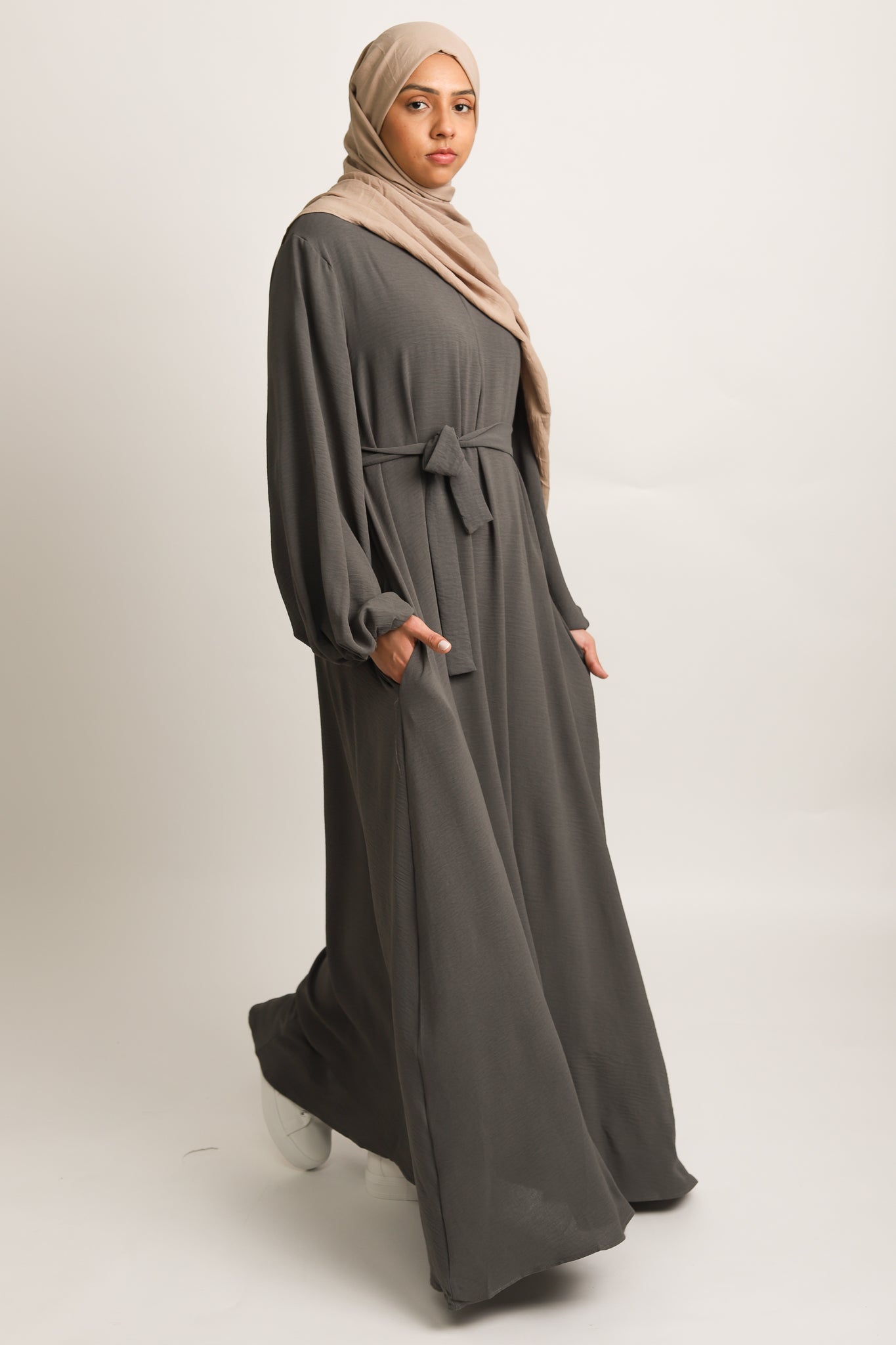 Closed Abaya with Zip Closure and Pockets - Olive Grey