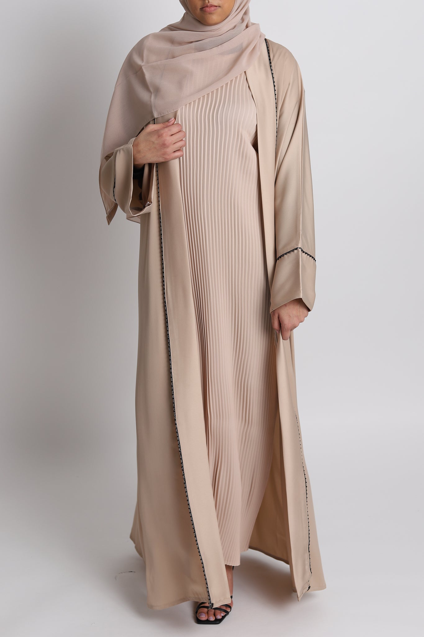 Short-Sleeved Pleated Abaya Slip Dress - Sand