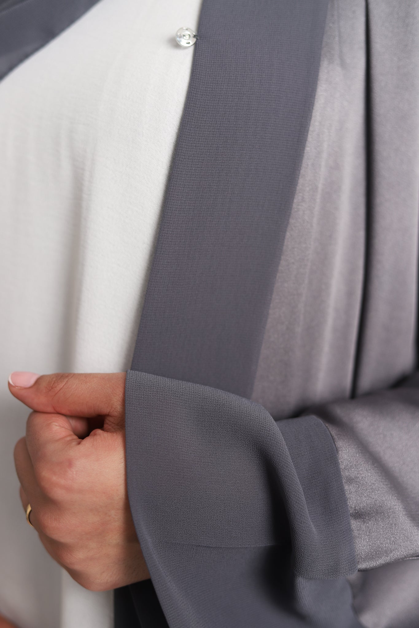 Sahar Open Abaya - Slate