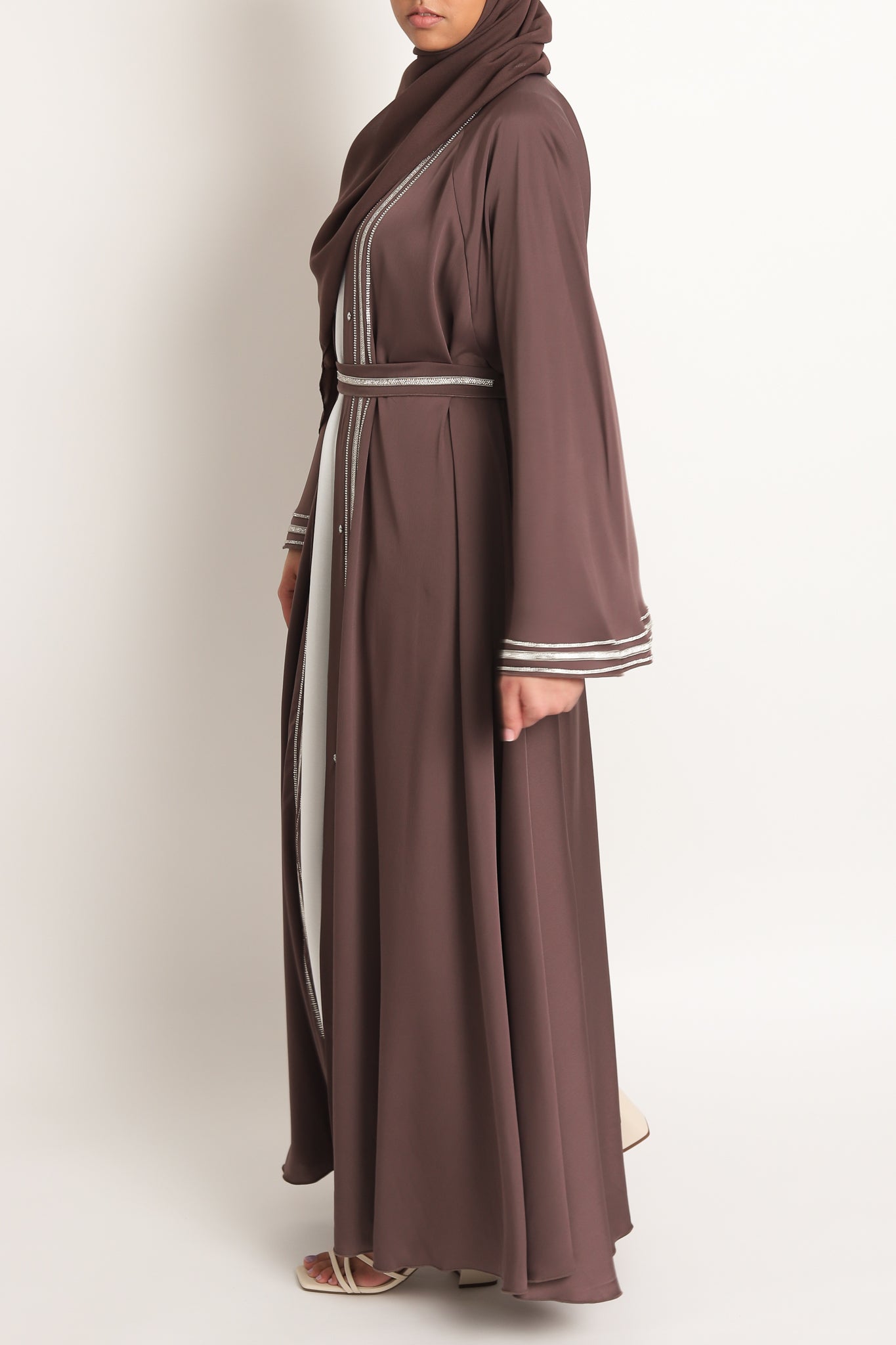 Noorayah Embellished Open Umbrella Abaya - Rosewood