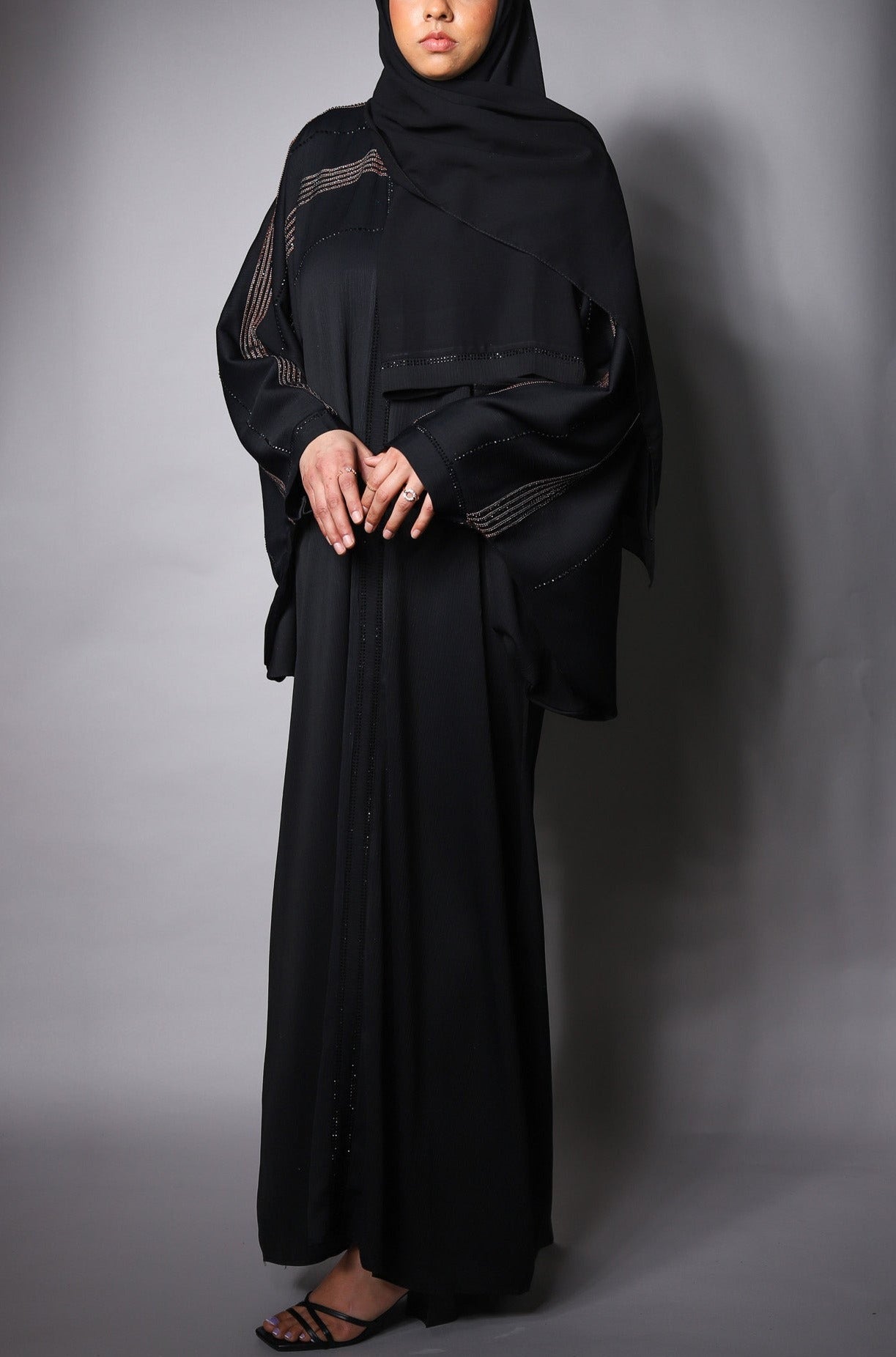 Textured Black Embellished Farasha
