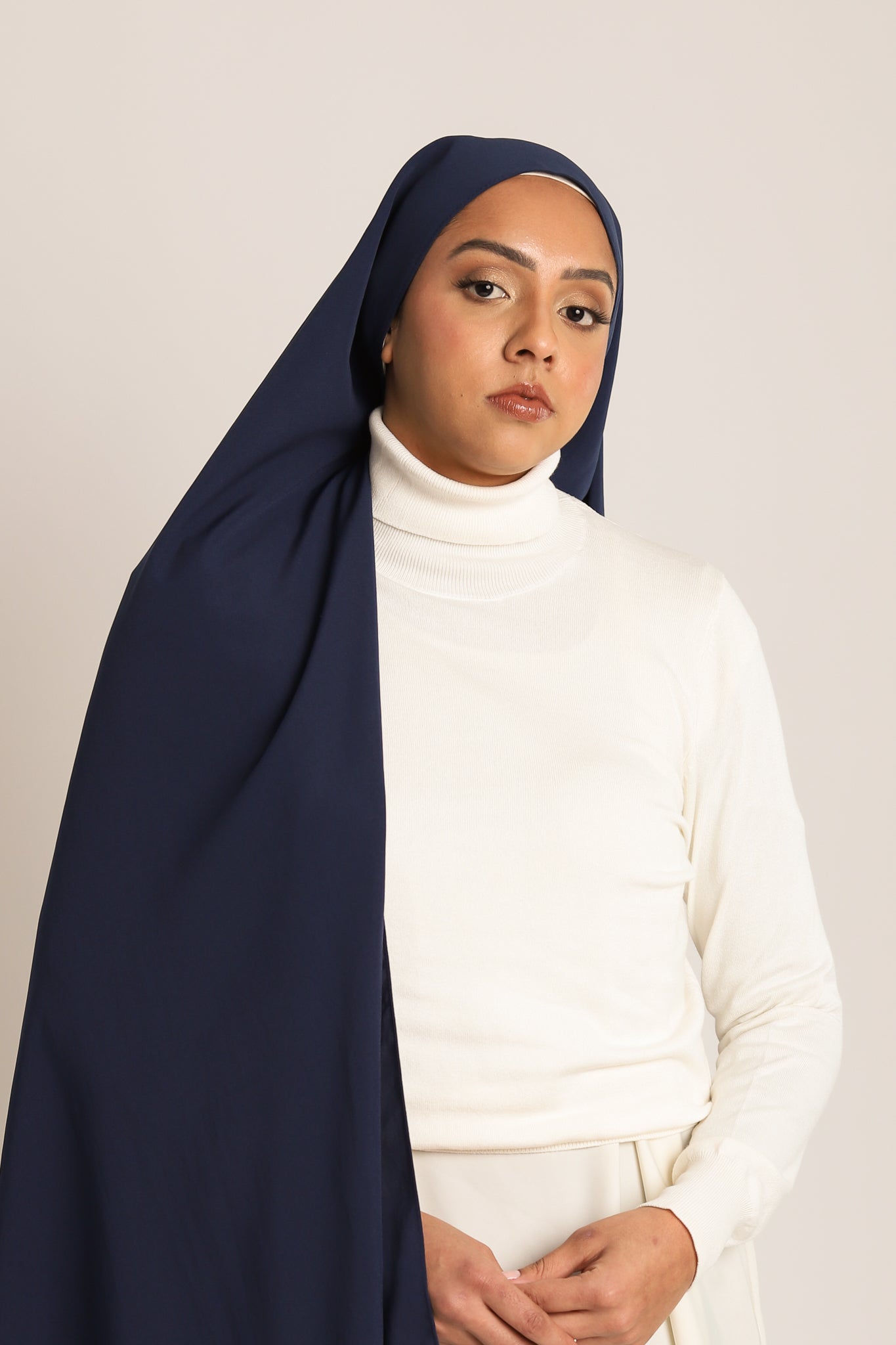 Medina Silk Hijab Navy