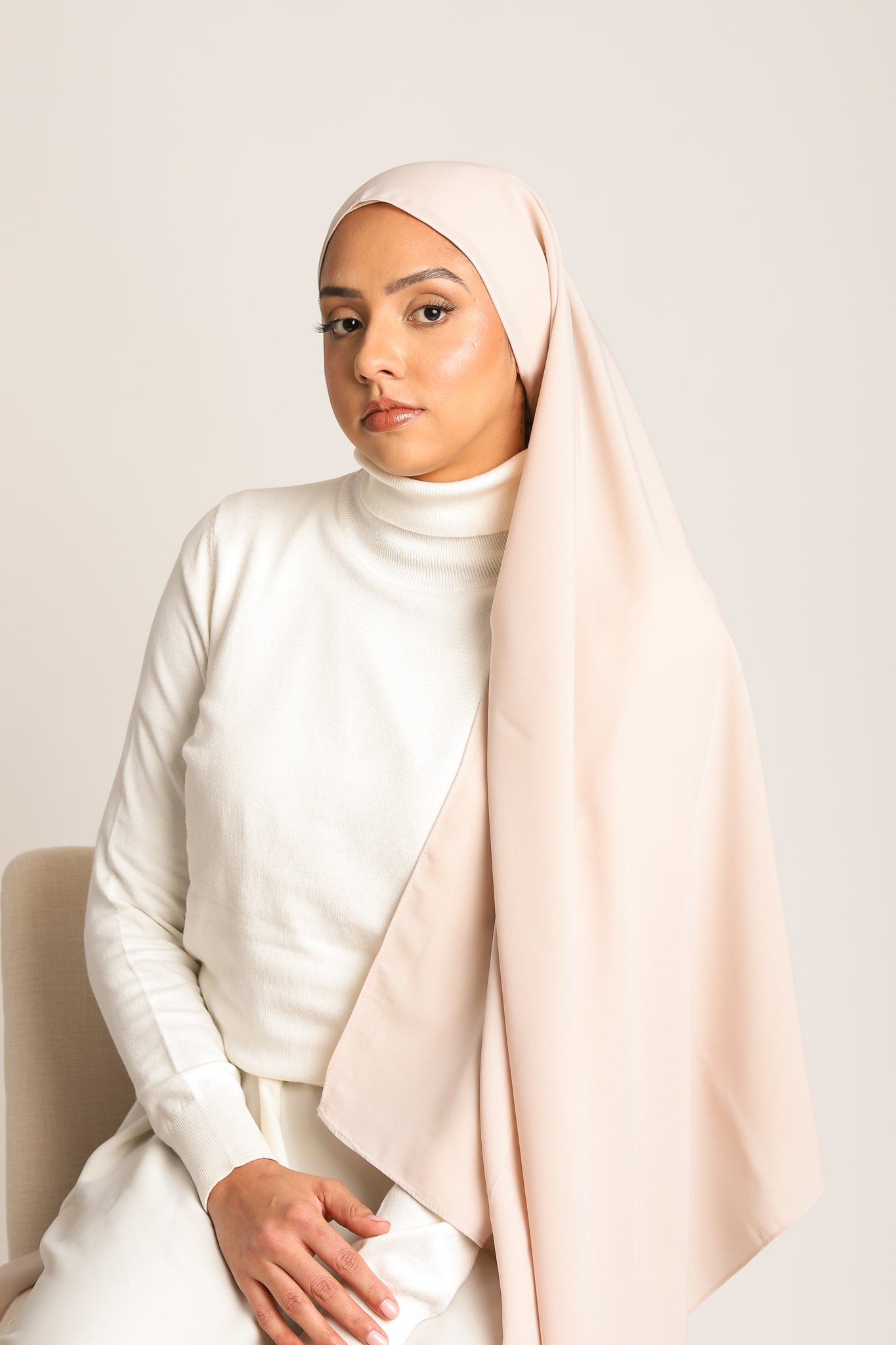 Medina Silk Hijab Whisper