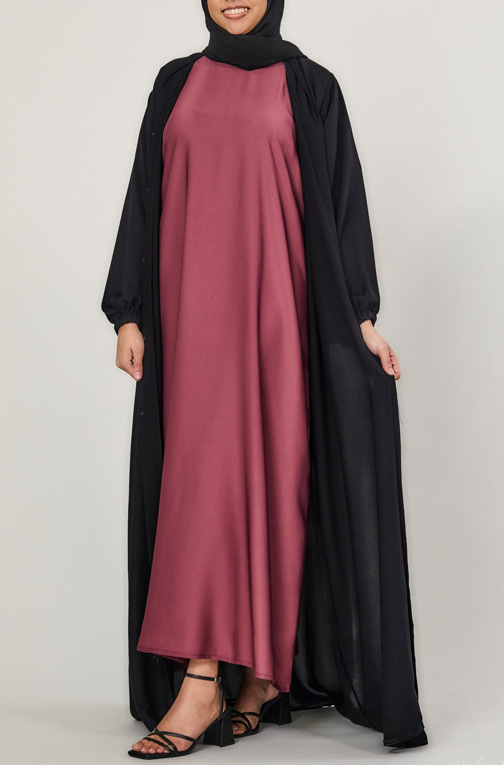 Rouge Short-Sleeved Abaya Slip Dress