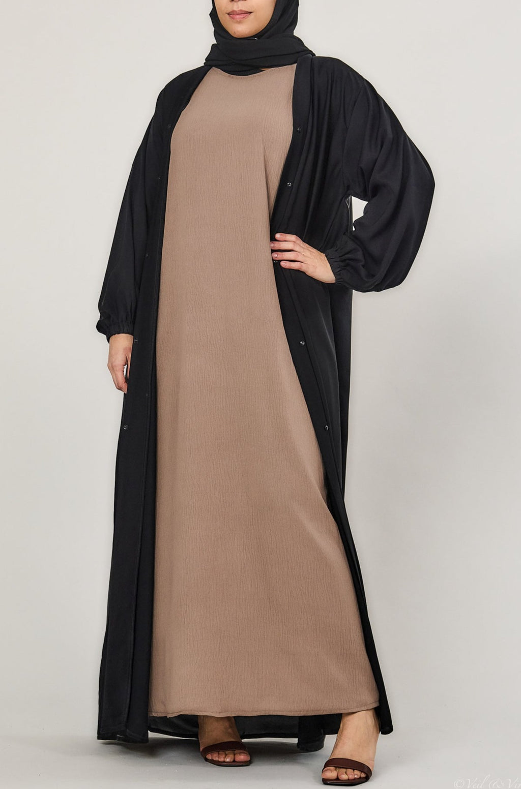 Short-Sleeved Crinkle Abaya Slip Dress Khaki