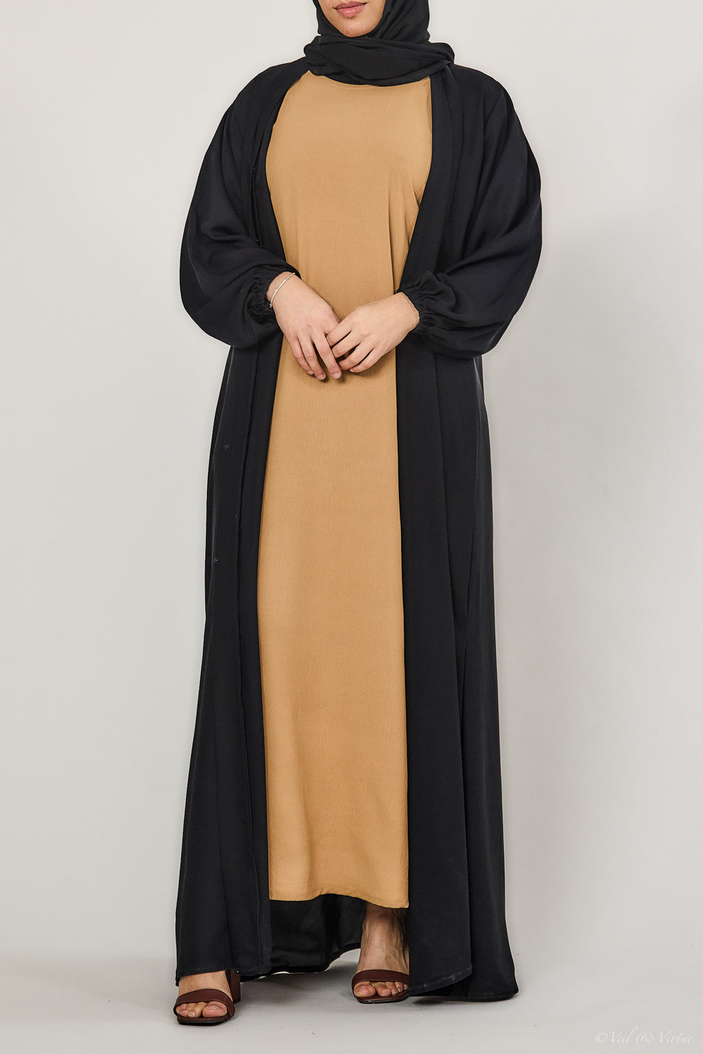 Short-Sleeved Crinkle Abaya Slip Dress Medieval Gold