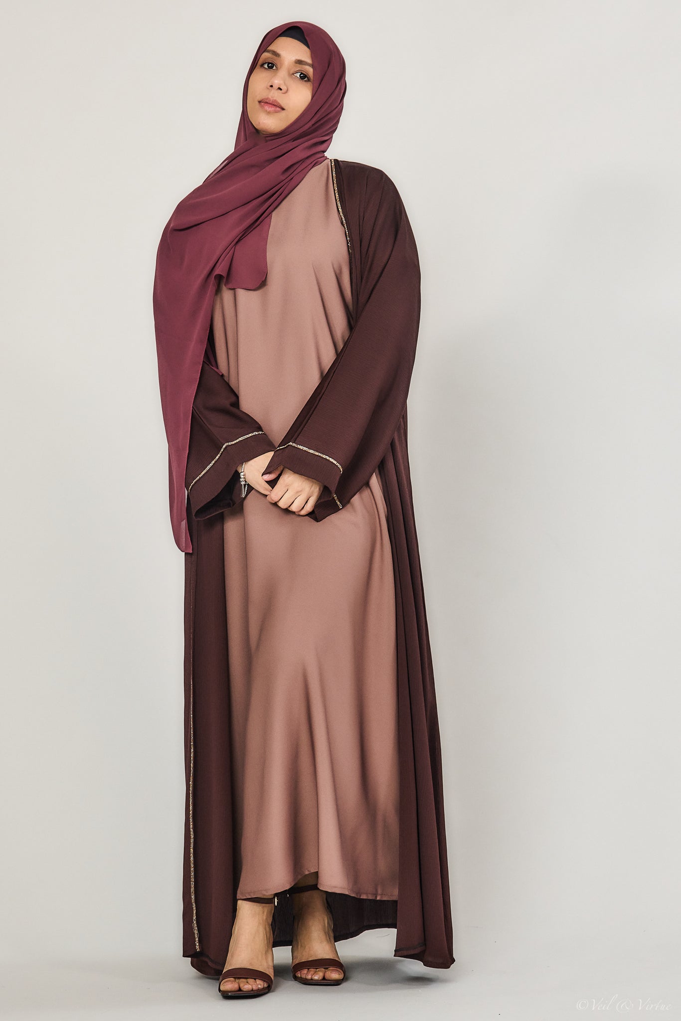 Short-Sleeved Abaya Slip Dress - Pecan