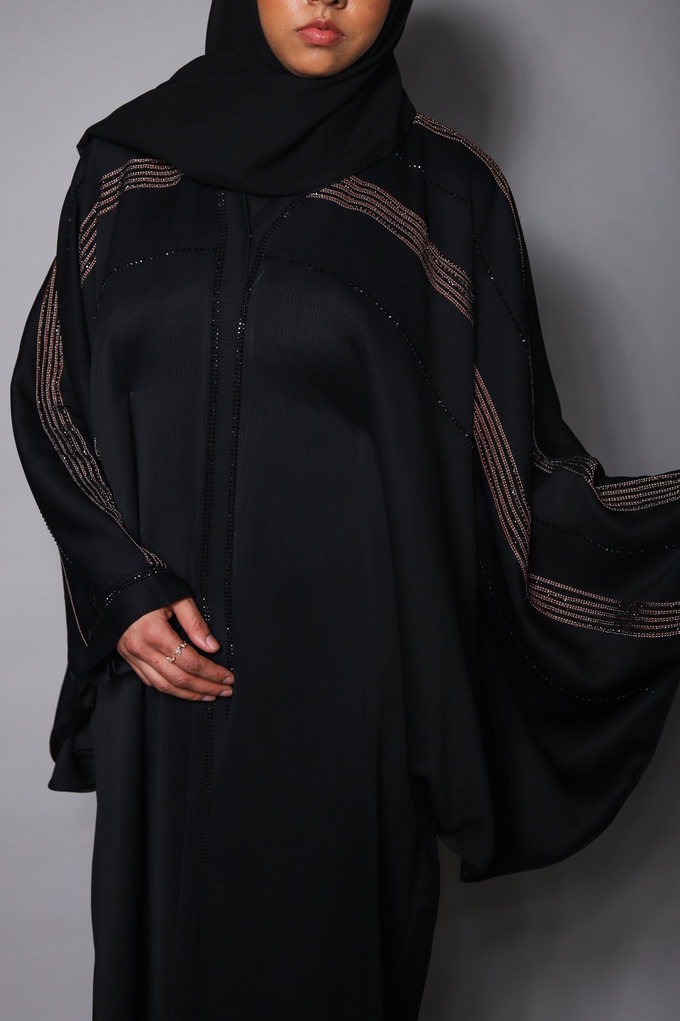 Textured Black Embellished Farasha