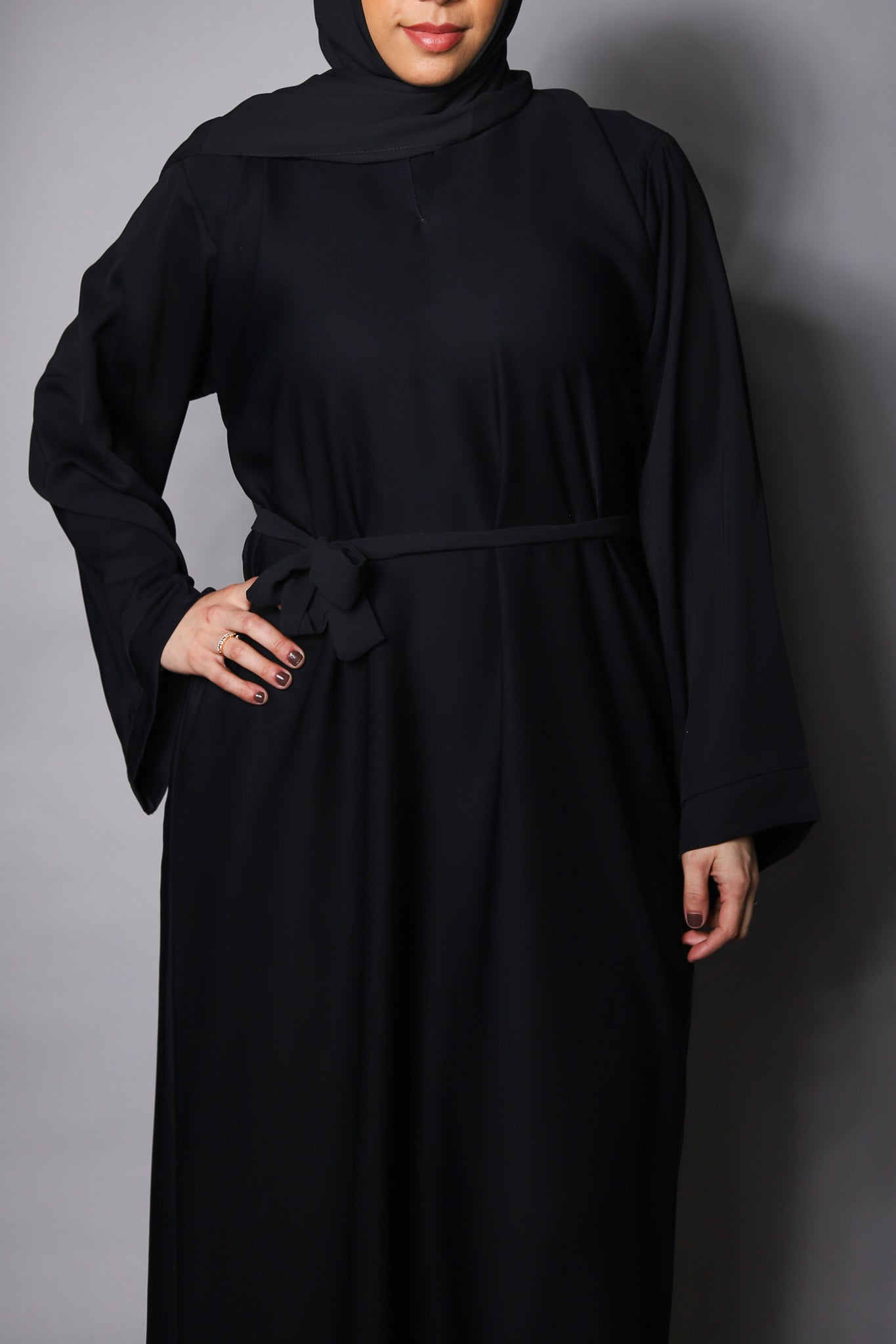 Black Plain Closed Abaya