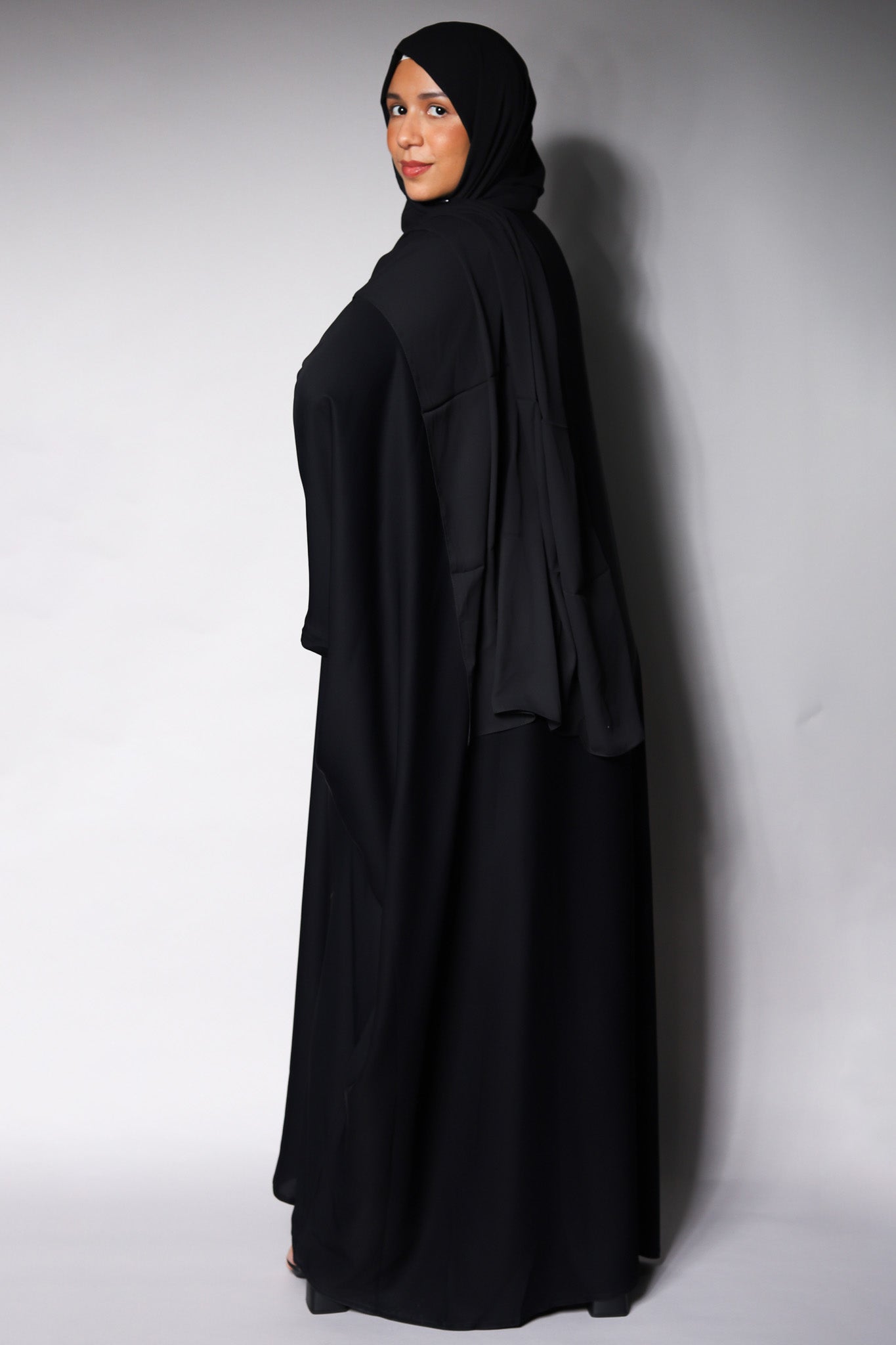 Black Plain Farasha Abaya