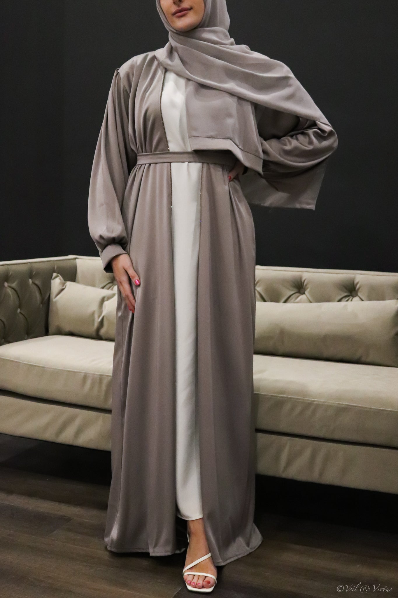 Mariyan Longline Abaya - Taupe