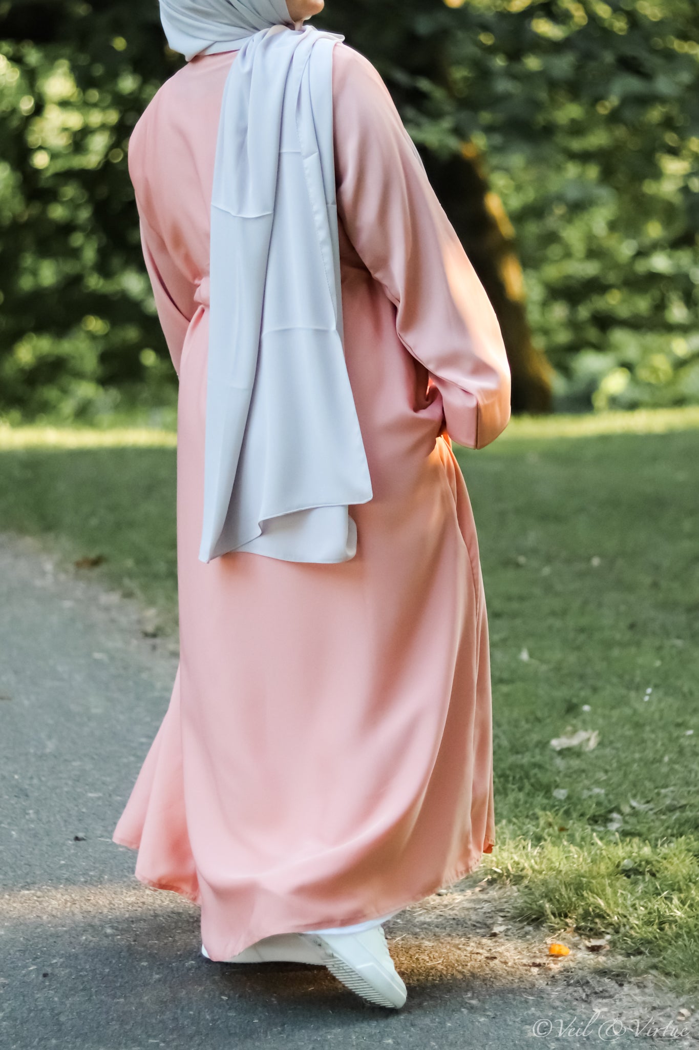 Inara Coral Gem Detail Abaya