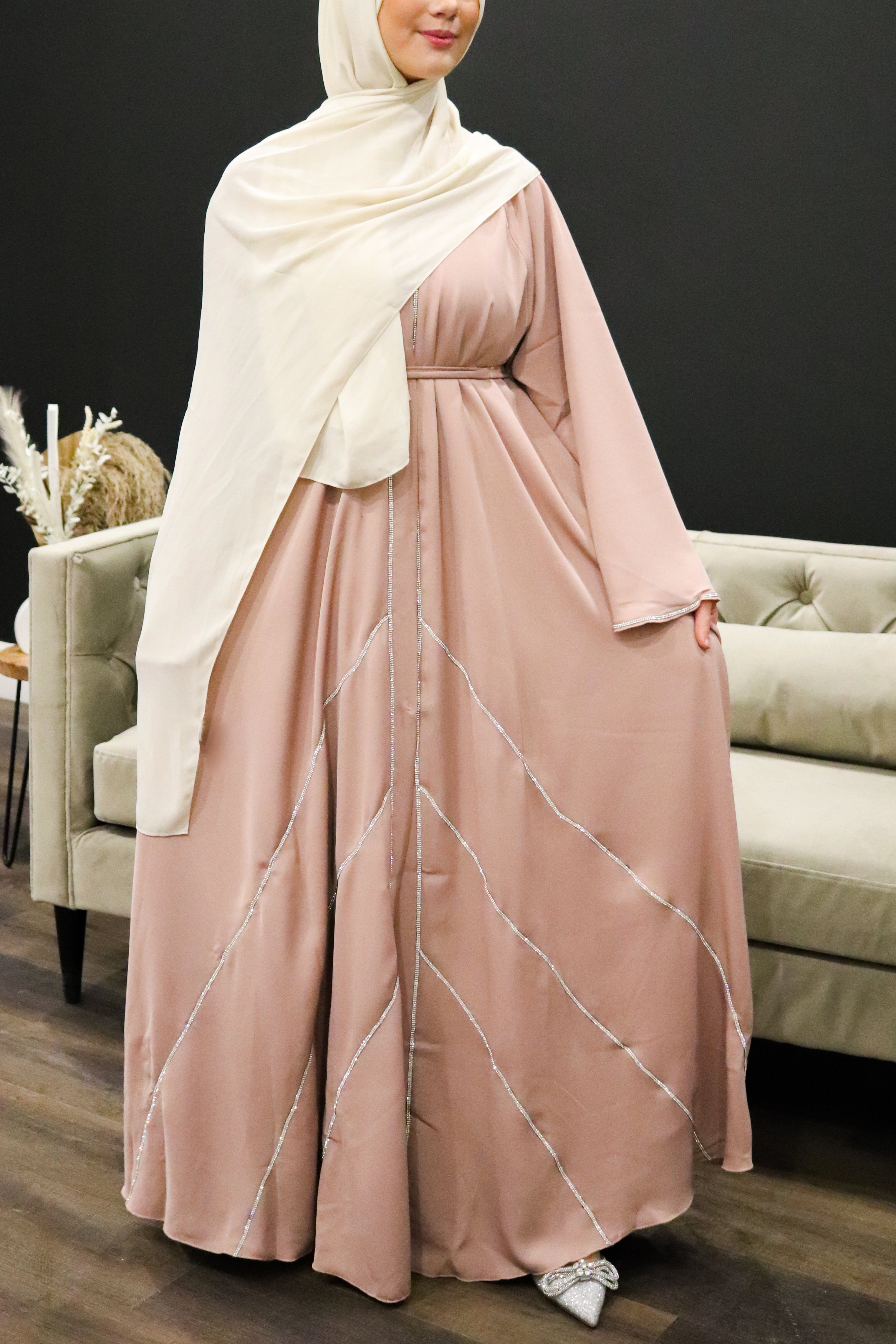 Lamis Diamond Flare Nude Pink Abaya